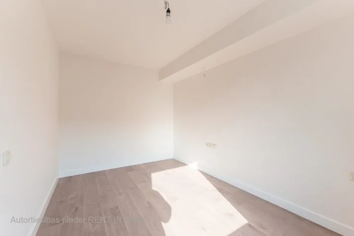 Katrīnas dambis iela 27 10