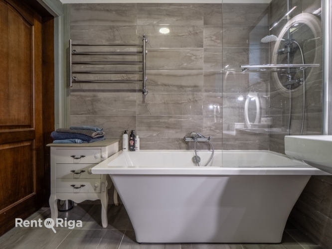 Izīrē māju, Vabu iela 11a, Rīga, Labais krasts, Vecāķi / 2 200 € 16