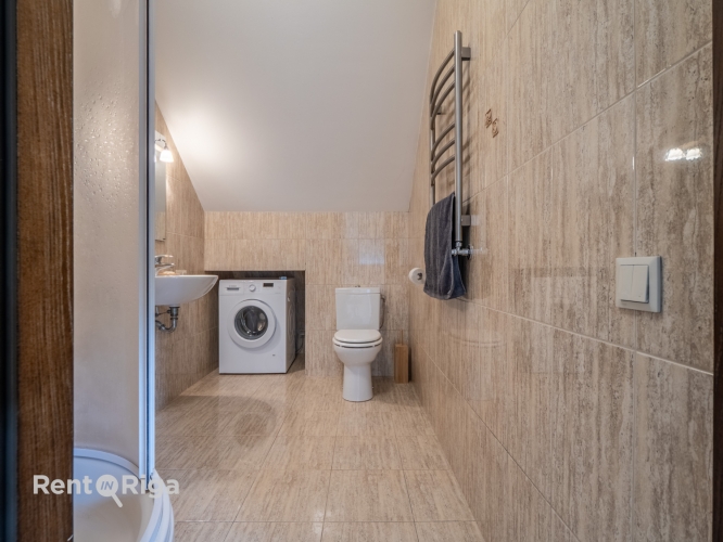 Izīrē māju, Vabu iela 11a, Rīga, Labais krasts, Vecāķi / 2 200 € 24