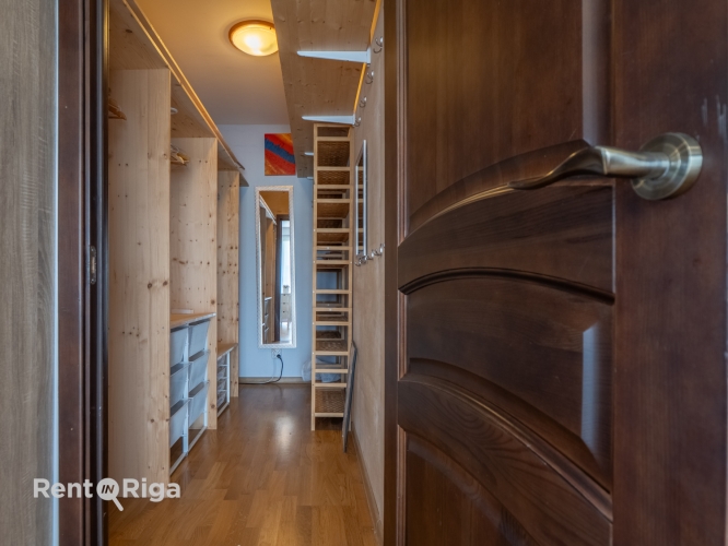 Izīrē māju, Vabu iela 11a, Rīga, Labais krasts, Vecāķi / 2 200 € 35