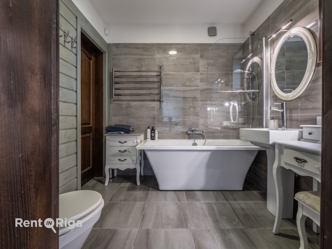 Izīrē māju, Vabu iela 11a, Rīga, Labais krasts, Vecāķi / 2 200 € 15