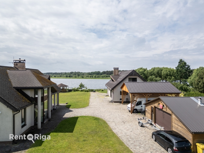 Izīrē māju, Vabu iela 11a, Rīga, Labais krasts, Vecāķi / 2 200 € 42