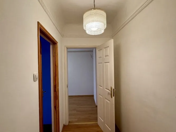 Izīrē dzīvokli, Ādmiņu iela 8, Rīga, Labais krasts, Centrs / 400 € 7