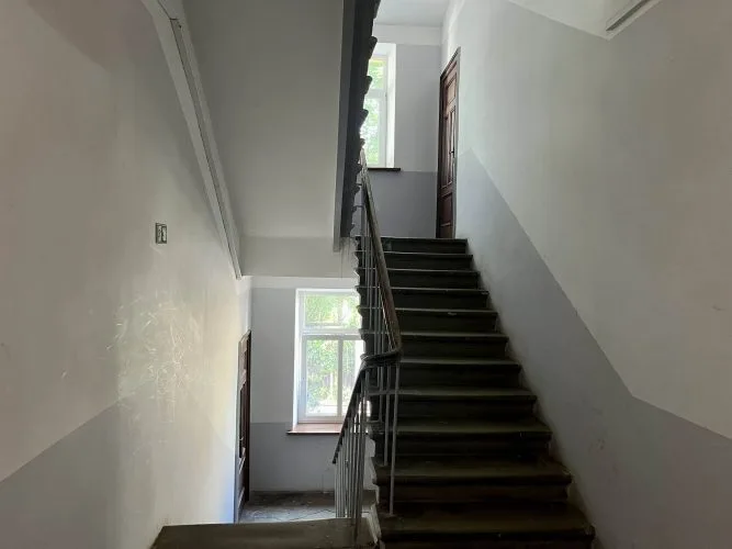 Izīrē dzīvokli, Ādmiņu iela 8, Rīga, Labais krasts, Centrs / 400 € 18