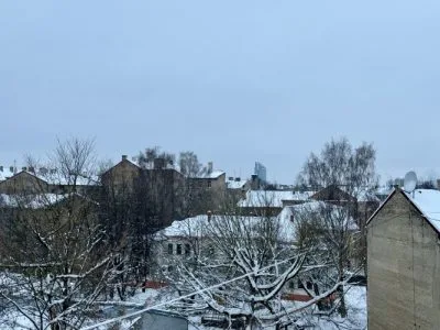 Izīrē dzīvokli, Ādmiņu iela 8, Rīga, Labais krasts, Centrs / 400 € 3