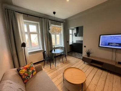 Izīrē dzīvokli, Avotu iela 46a, Rīga, Labais krasts, Centrs / 580 € 1