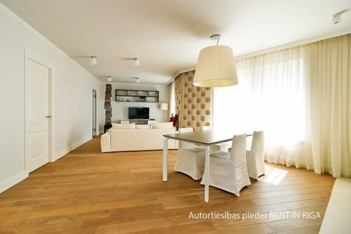 Antonijas iela 16A 2