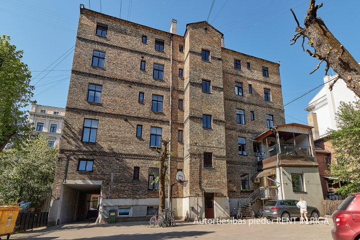Izīrē dzīvokli, Ģertrūdes iela 43, Rīga, Labais krasts, Centrs / 1 500 € 14