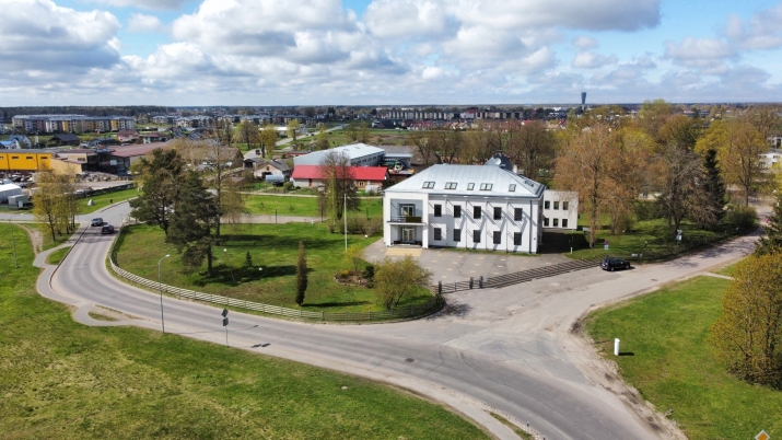 Tīraines iela 1 32