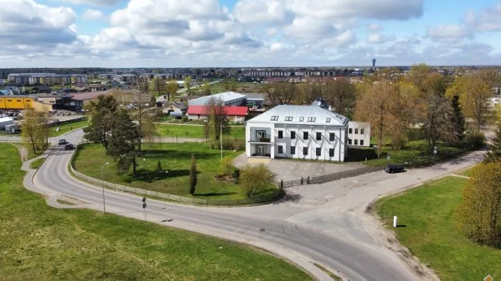 Tīraines iela 1 32