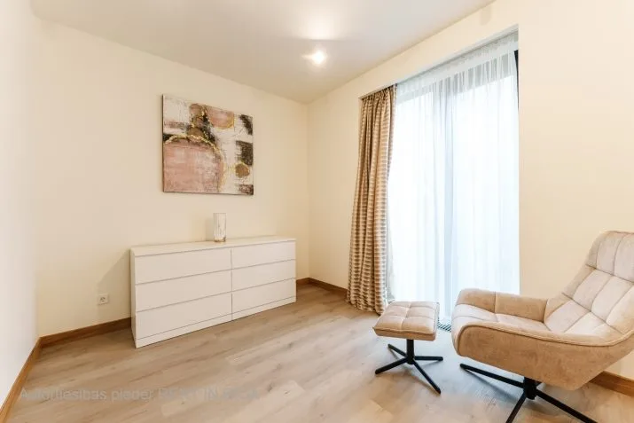 Izīrē dzīvokli, Vilandes iela 11, Rīga, Labais krasts, Centrs / 1 990 € 12