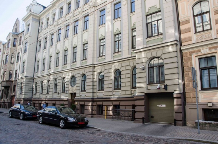 Pārdod dzīvokli, Vīlandes iela 2, Rīga, Labais krasts, Centrs / 200 000 € 8