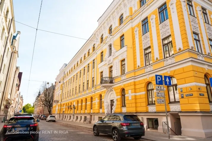 Pārdod dzīvokli, Vilandes iela 11, Rīga, Labais krasts, Centrs / 346 847 € 25
