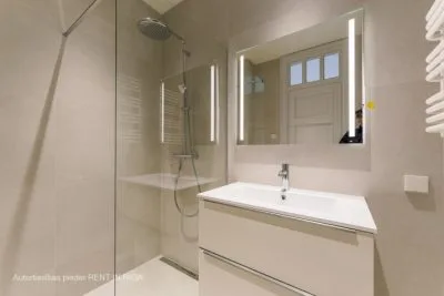 Pārdod dzīvokli, Vilandes iela 11, Rīga, Labais krasts, Centrs / 346 847 € 18