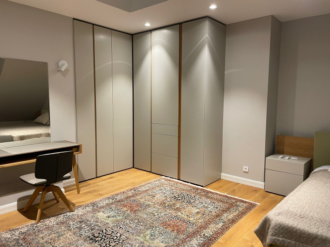 Izīrē dzīvokli, Elizabetes iela 18, Rīga, Labais krasts, Centrs / 2 438 € 22