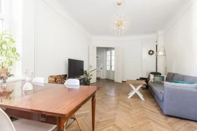 Pārdod dzīvokli, Terbatas iela 37, Rīga, Labais krasts, Centrs / 215 000 € 8