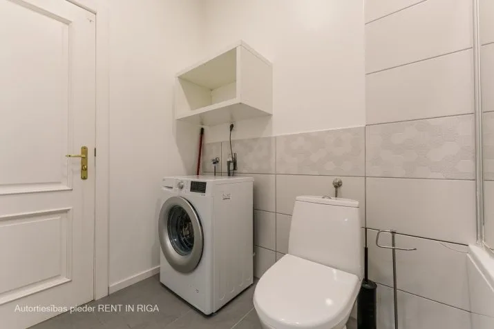 Izīrē dzīvokli, Tērbatas iela 9/11, Rīga, Labais krasts, Centrs / 900 € 20