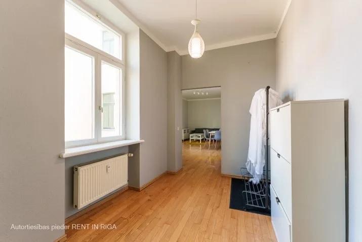 Izīrē dzīvokli, Tērbatas iela 9/11, Rīga, Labais krasts, Centrs / 900 € 15