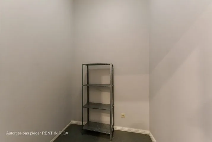 Izīrē dzīvokli, Tērbatas iela 9/11, Rīga, Labais krasts, Centrs / 900 € 17