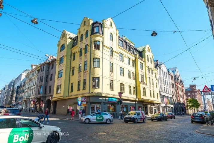 Izīrē dzīvokli, Tērbatas iela 9/11, Rīga, Labais krasts, Centrs / 900 € 24
