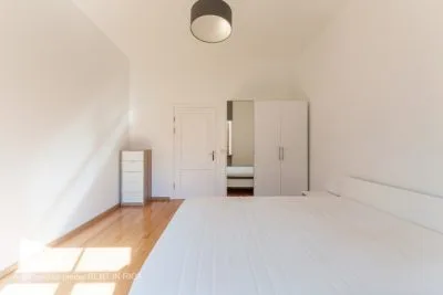 Izīrē dzīvokli, Tērbatas iela 9/11, Rīga, Labais krasts, Centrs / 900 € 18
