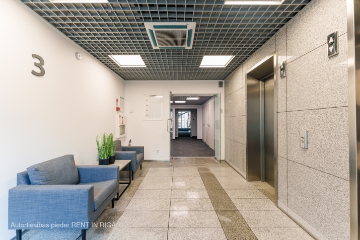 Izīrē biroju, Mednieku iela 4A, Rīga, Labais krasts, Centrs / 5 103 € 13