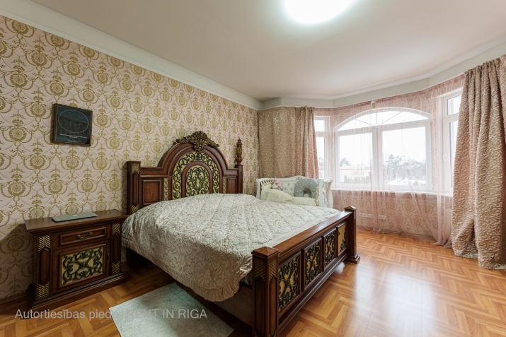 Dzīparu iela 10 21
