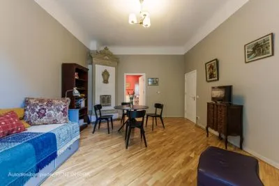 Izīrē dzīvokli, Dzirnavu iela 46A, Rīga, Labais krasts, Centrs / 1 300 € 2