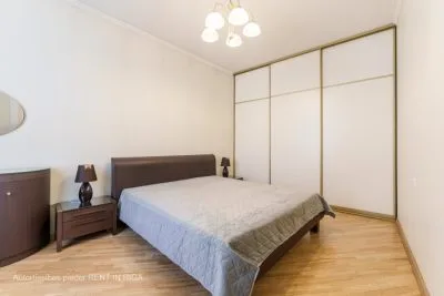 Izīrē dzīvokli, Dzirnavu iela 70, Rīga, Labais krasts, Centrs / 890 € 1