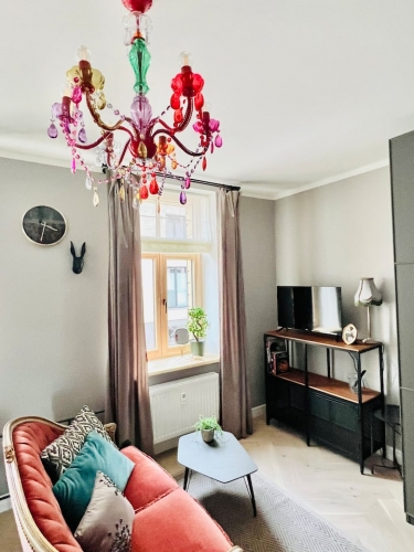 Izīrē dzīvokli, Strēlnieku iela 15, Rīga, Labais krasts, Centrs / 600 € 7