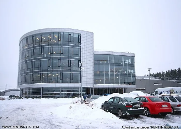 Noliktavu iela 1 8