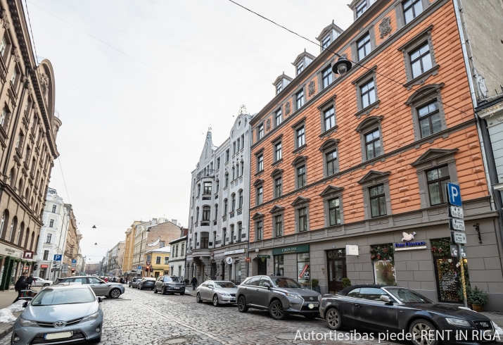 Apartment For Sale, Blaumaņa street 12, Rīga, Labais krasts, Centrs / 340 000 € 18