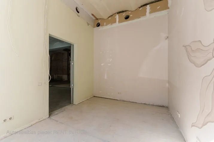 Izīrē tirdzniecības telpas, Dzirnavu iela 91, Rīga, Labais krasts, Centrs / 1 600 € 9