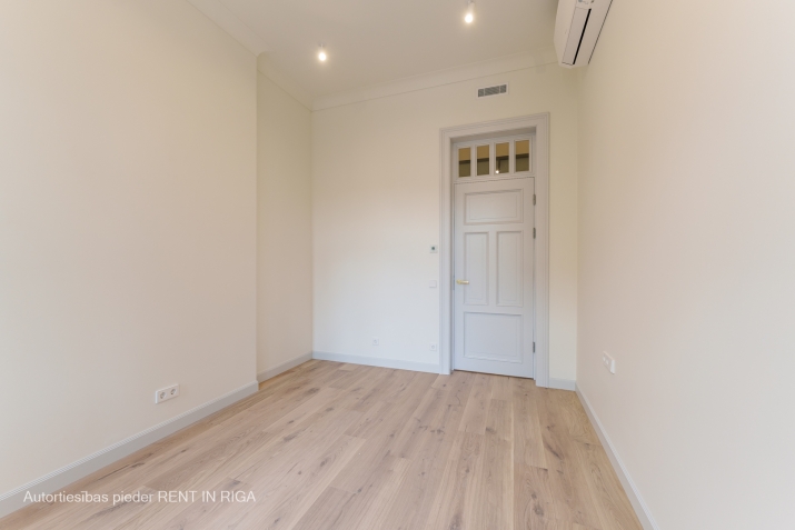 Vilandes iela 11 17