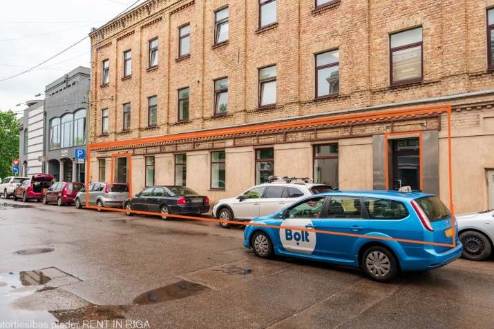 Izīrē tirdzniecības telpas, Rūpniecības iela 52, Rīga, Labais krasts, Centrs / 1 480 € 15