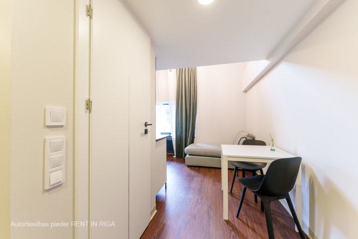 Izīrē dzīvokli, Latgales iela 146A, Rīga, Labais krasts, Maskavas forštate / 380 € 11