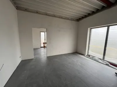 Izīrē tirdzniecības telpas, Krasta iela 83A, Rīga, Labais krasts, Centrs / 3 800 € 8