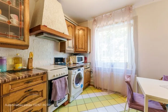 Pārdod dzīvokli, Rostokas iela 6, Rīga, Kreisais krasts, Zolitūde / 77 000 € 8