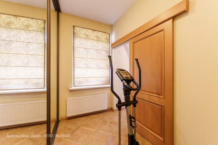 Izīrē dzīvokli, Baznīcas iela 35, Rīga, Labais krasts, Centrs / 2 300 € 19