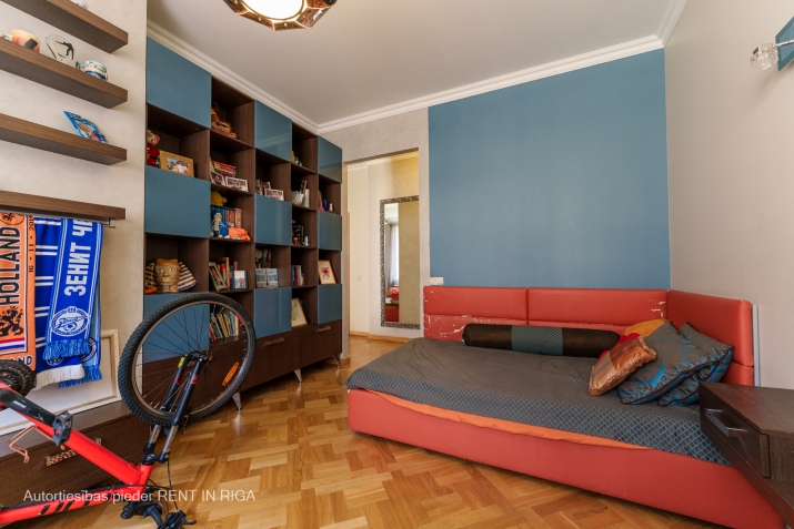 Izīrē dzīvokli, Baznīcas iela 35, Rīga, Labais krasts, Centrs / 2 300 € 24