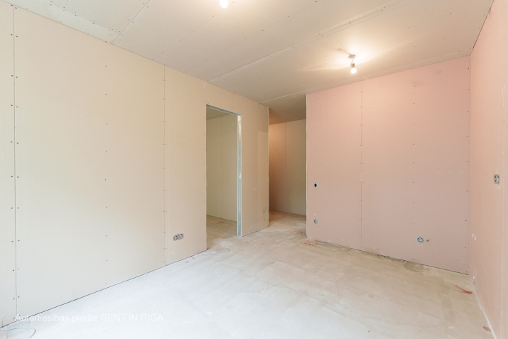 Pārdod dzīvokli, Ezermalas iela 4, Rīga, Labais krasts, Mežaparks / 38 364 € 3