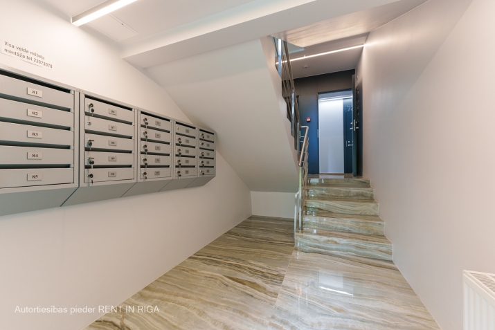 Pārdod dzīvokli, Ezermalas iela 4, Rīga, Labais krasts, Mežaparks / 38 364 € 12