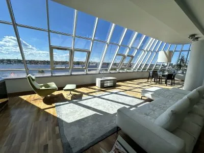 Pārdod dzīvokli, Republikas laukums iela 3, Rīga, Centrs / 590000 € 1