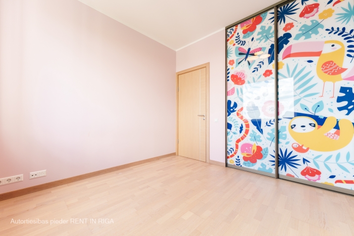 Izīrē dzīvokli, Grostonas iela 25, Rīga, Labais krasts, Centrs / 1 090 € 10