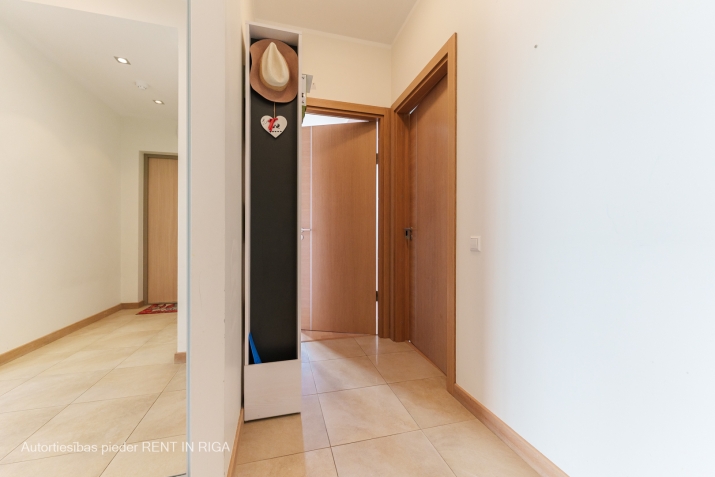 Izīrē dzīvokli, Grostonas iela 25, Rīga, Labais krasts, Centrs / 1 090 € 14