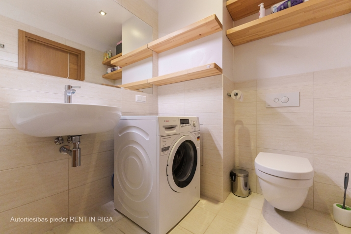 Izīrē dzīvokli, Grostonas iela 25, Rīga, Labais krasts, Centrs / 1 090 € 16