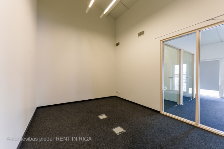 Izīrē biroju, Zemitāna iela 2b, Rīga, Labais krasts, Centrs / 1 950 € 11
