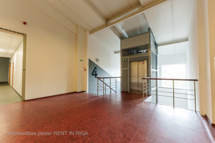 Izīrē biroju, Zemitāna iela 2b, Rīga, Labais krasts, Centrs / 1 950 € 29