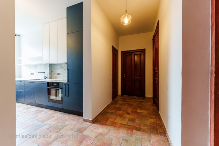 Izīrē dzīvokli, Stabu iela 2, Rīga, Labais krasts, Centrs / 900 € 20