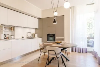 Pārdod dzīvokli, Miera iela 57A, Rīga, Labais krasts, Centrs / 390 000 € 1